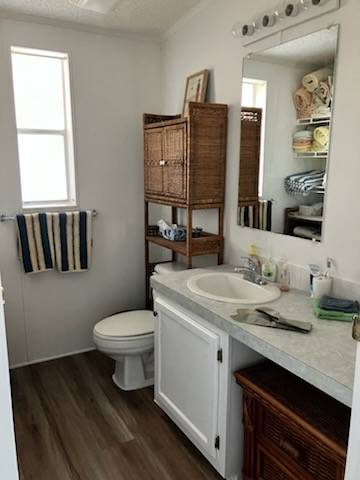 2115 Sawgrass Lane a Ruskin, FL Mobile or Manufactured Home for Sale